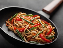 WOK-Коробочки: рамен с овощами WOK-Коробочки: рамен с овощами